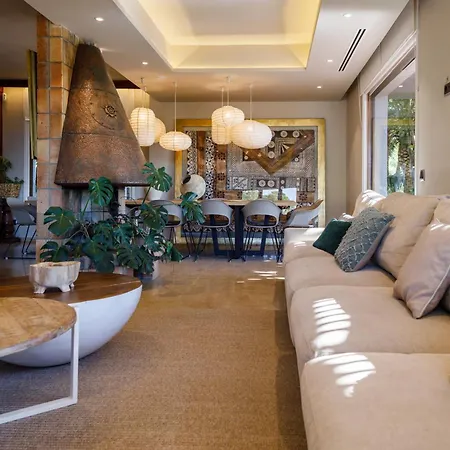 Luxurious La Paz: Beach, Port Aventura Golf Villa Salou