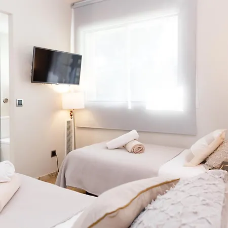 Luxurious La Paz: Beach, Port Aventura Golf