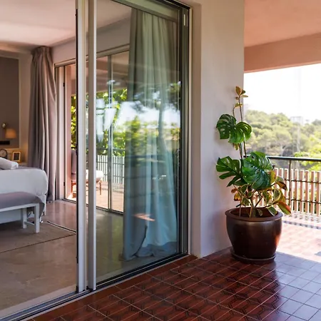 Luxurious La Paz: Beach, Port Aventura Golf Salou